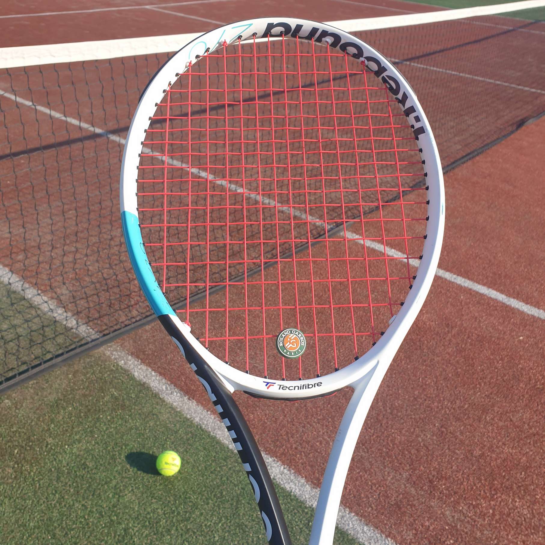 tennis raquet